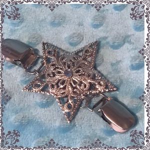 Christmas Star Cinch Clip Lularoe Sweater Cape new